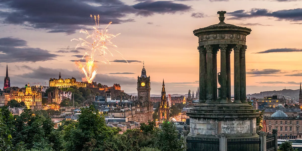 Edinburgh for Hogmanay (NYE) Start London Trip