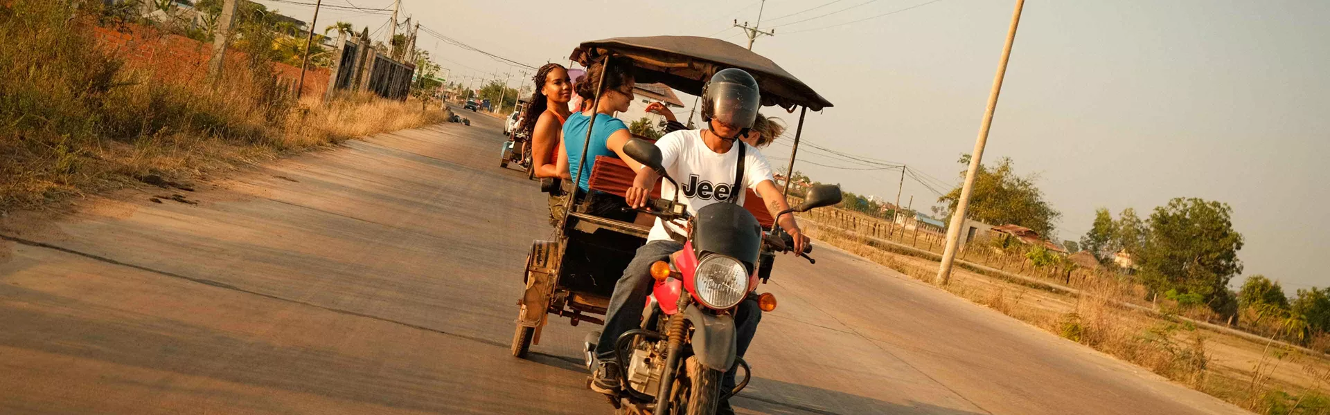 Ride Camdobia Tuktuk Transport Two