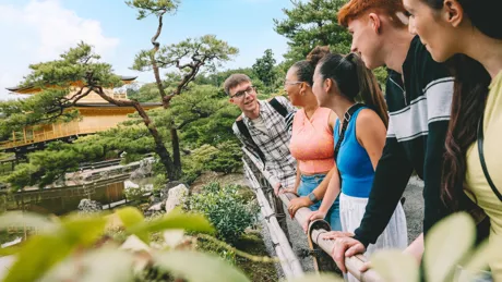 small-group-looking-at-garden.jpg