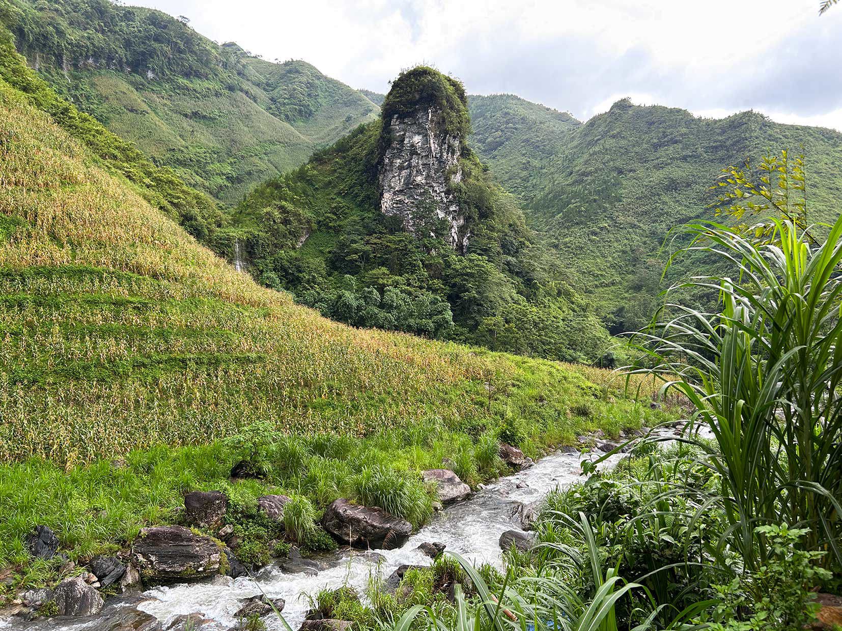 Visit the Waterfall in Du Gia