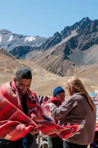 Peru Uncovered with Train to Machu Picchu Trip