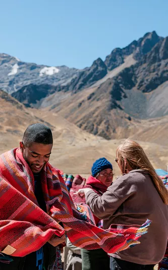 Peru Uncovered with Train to Machu Picchu Trip