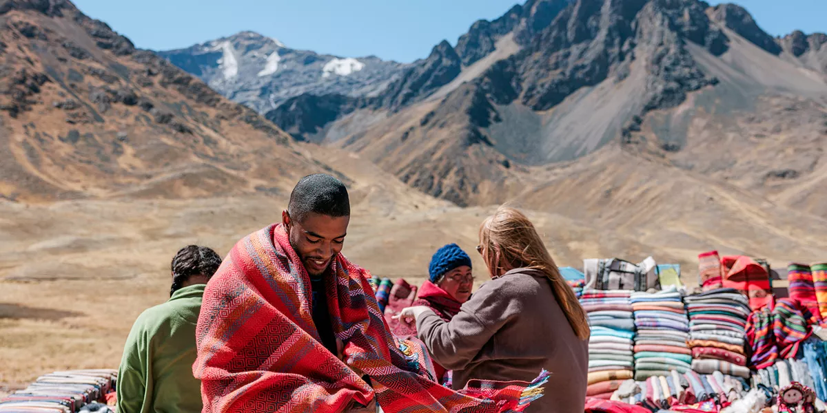 Peru Uncovered with Train to Machu Picchu Trip