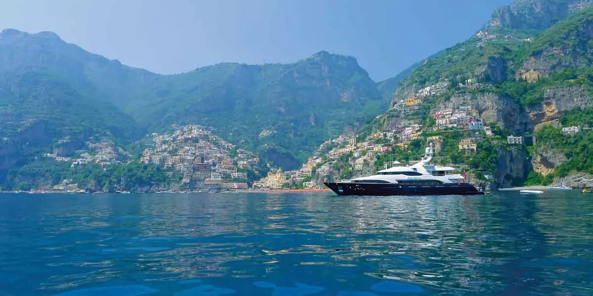 Modern Yacht On Amalfi Coast Italy 7066EURS2013