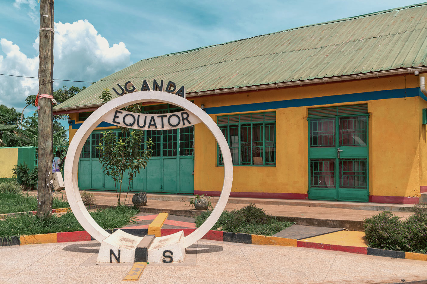 Stand on the Equator at Kikorongo 