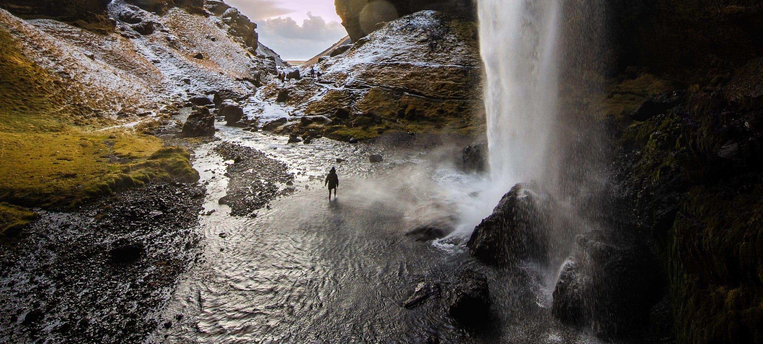outdoors-travel-styles-hero.jpg