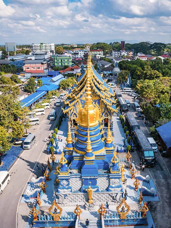 The Blue Temple, Wat Rong Suea Ten, in Chiang Rai, Thailand