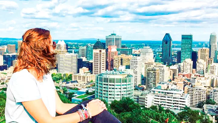Ultimate Canada Tour (19 days, start Toronto) Contiki CA