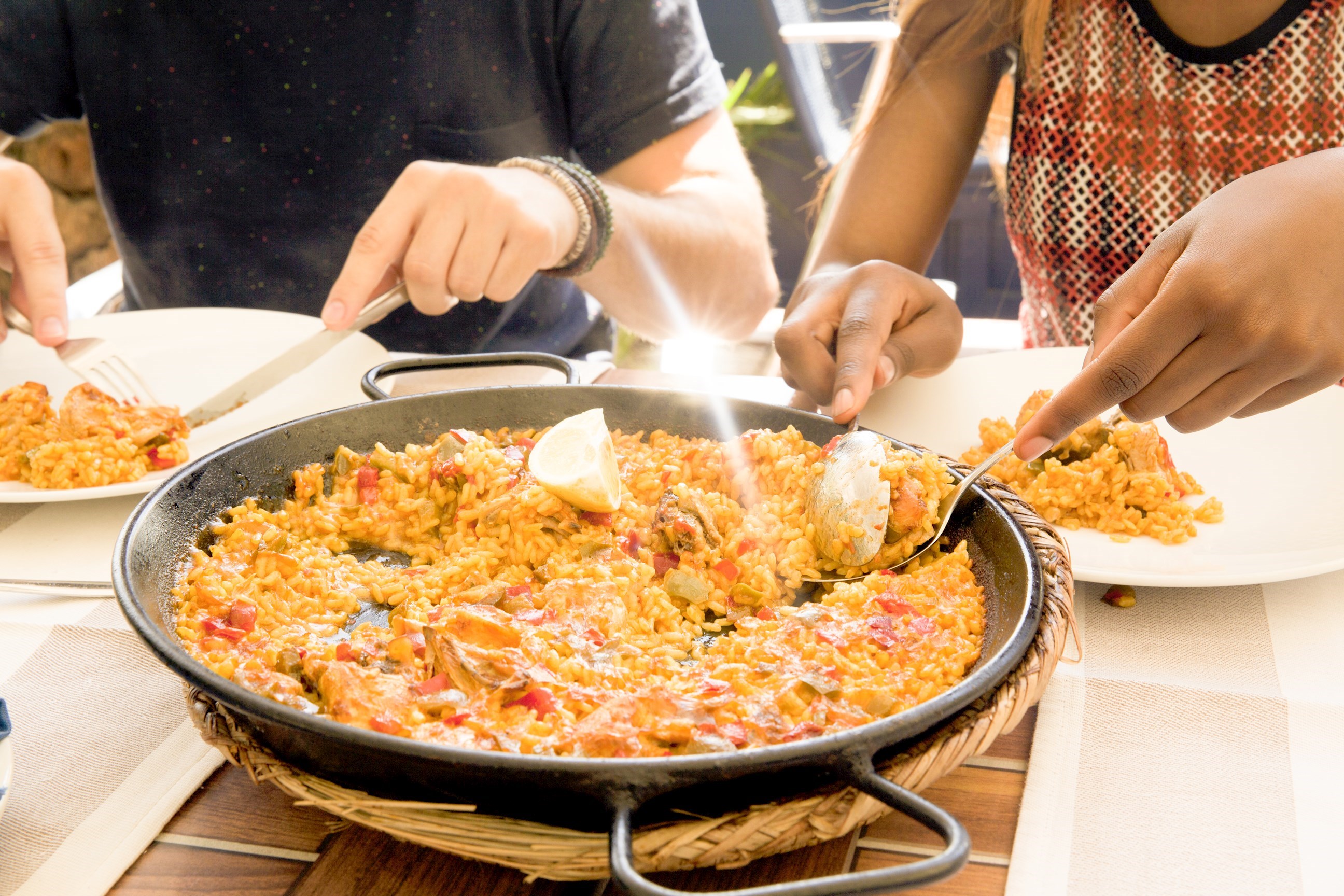 local-food-paella-barcelona-spain.jpg