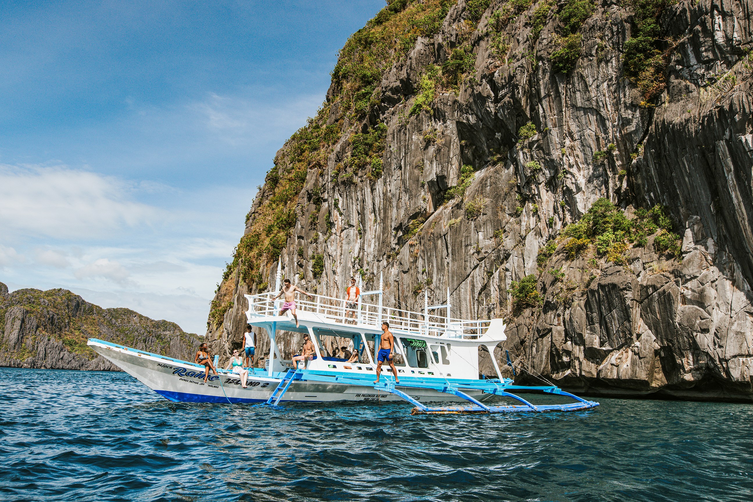 Philippines Island Hopping with Expedition Trip
