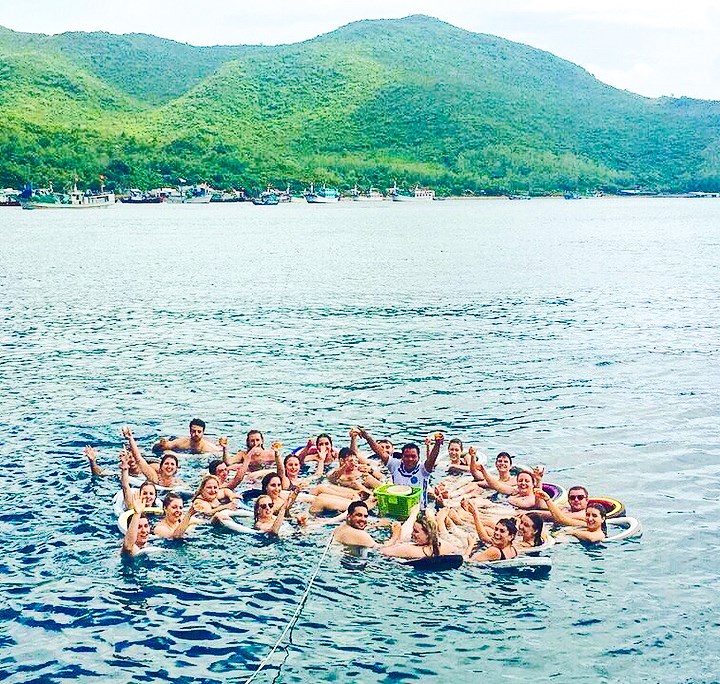 cruise-and-swimming-day-trip-nha-trang-vietnam.jpeg