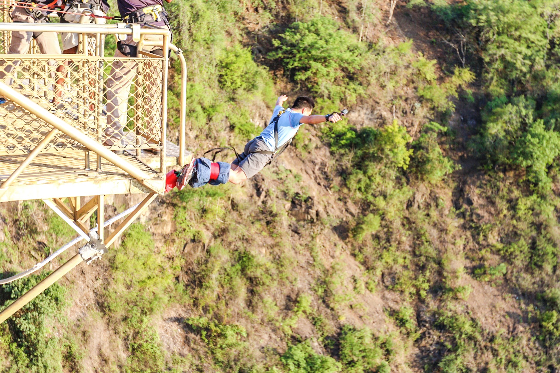 Traveller taking a bungy jump at Victoria Falls in Zambia