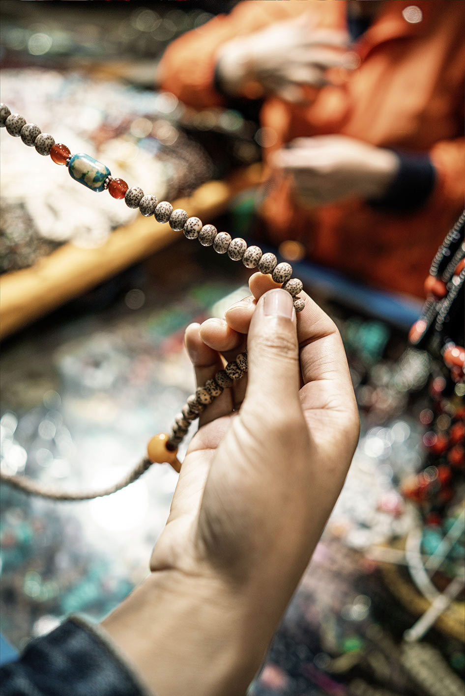 Create Dalai Beads & Discover Tapai Traditions