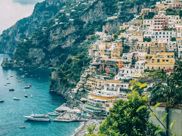 Sail Along The Amalfi Coast With Contiki Min