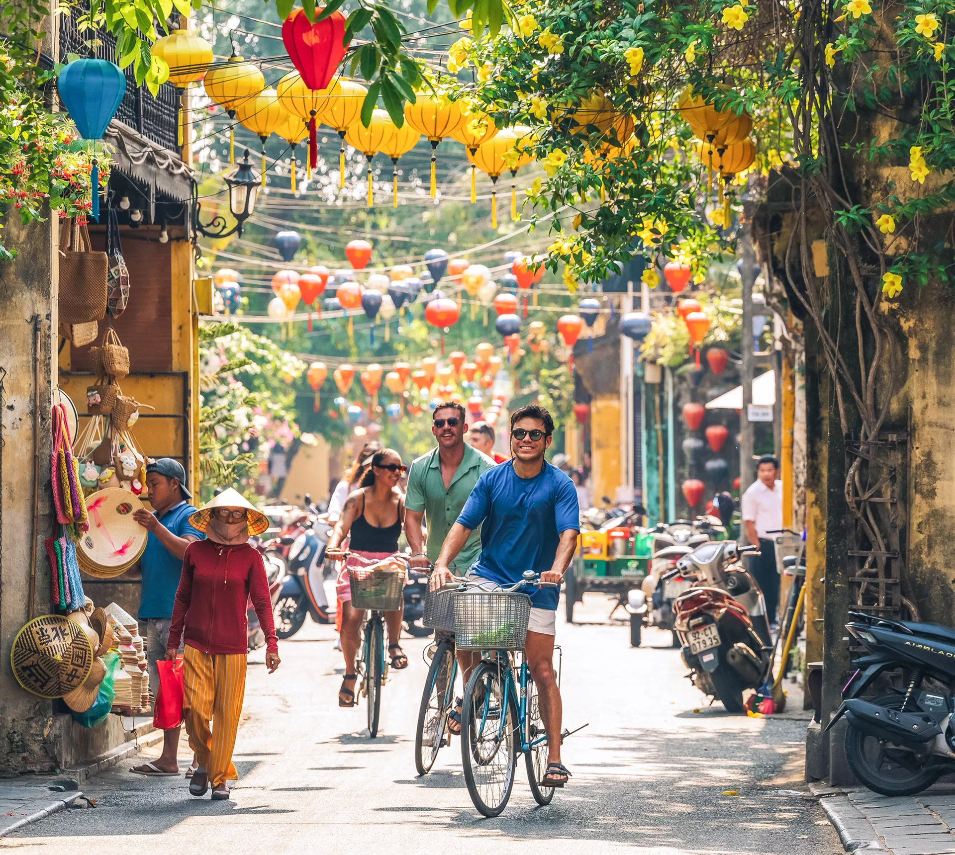 Vietnam Highlights with Ha Giang Loop Trip