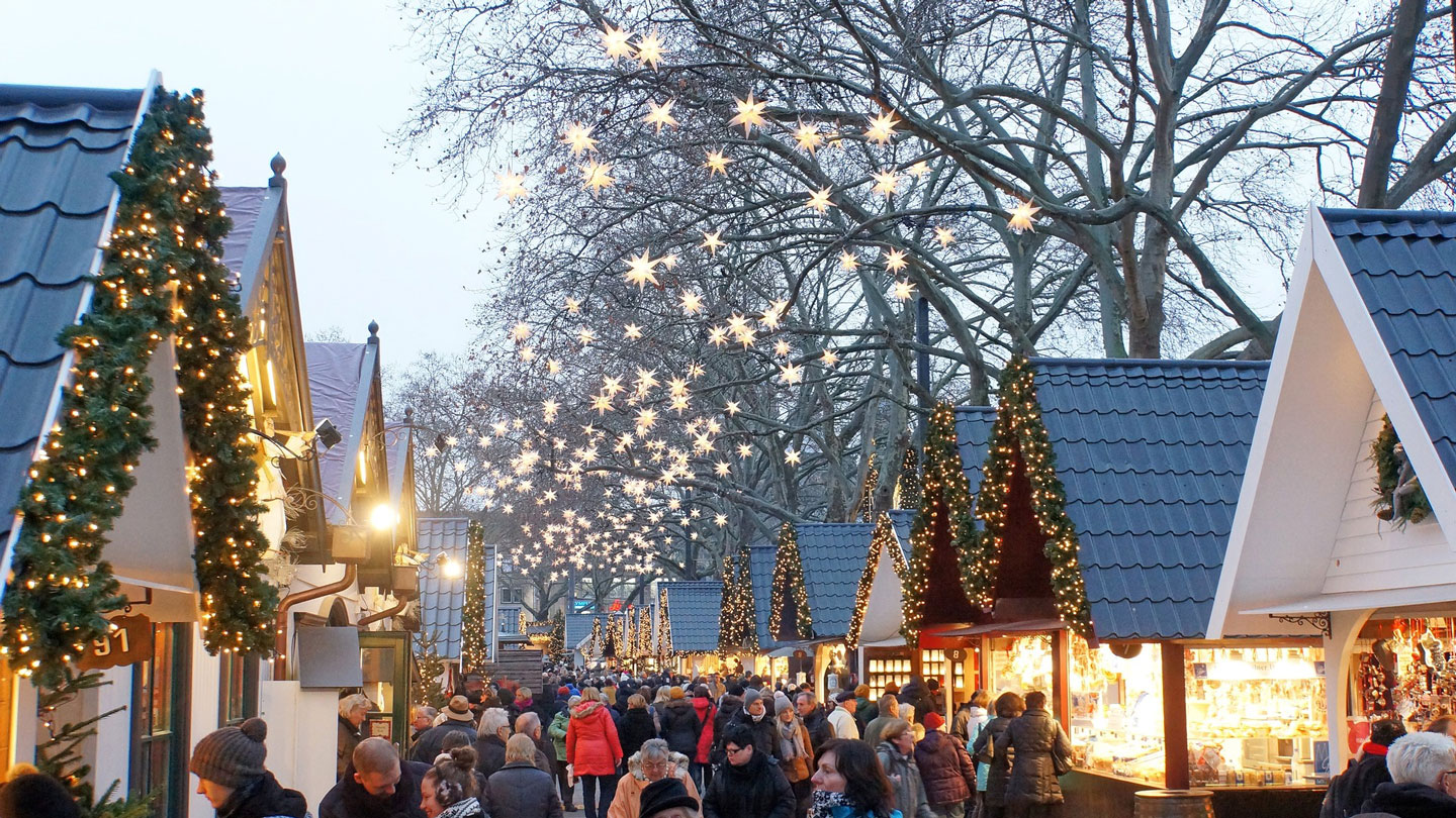 Busy Christmas market.