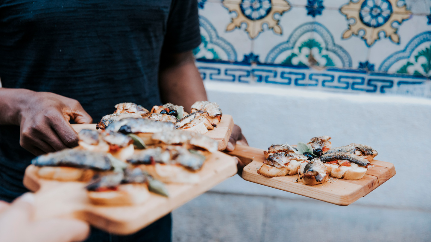 Guide to the Lisbon Sardine Festival Contiki