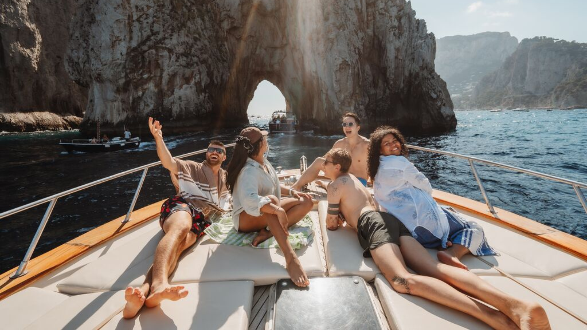 Italy spring break, friends on boat
