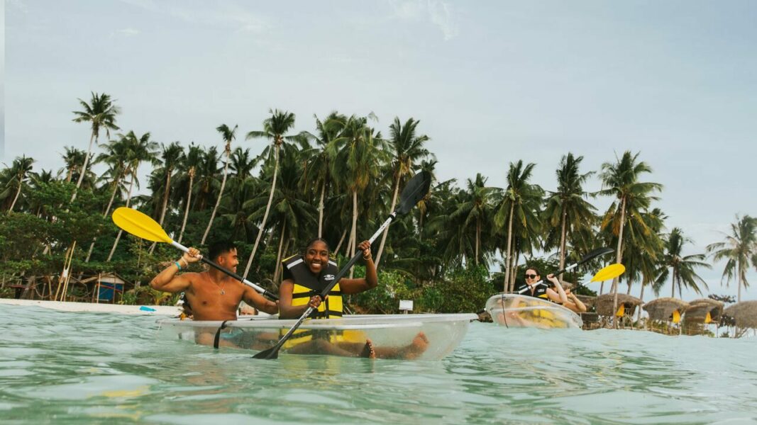 Isla Experience kayak