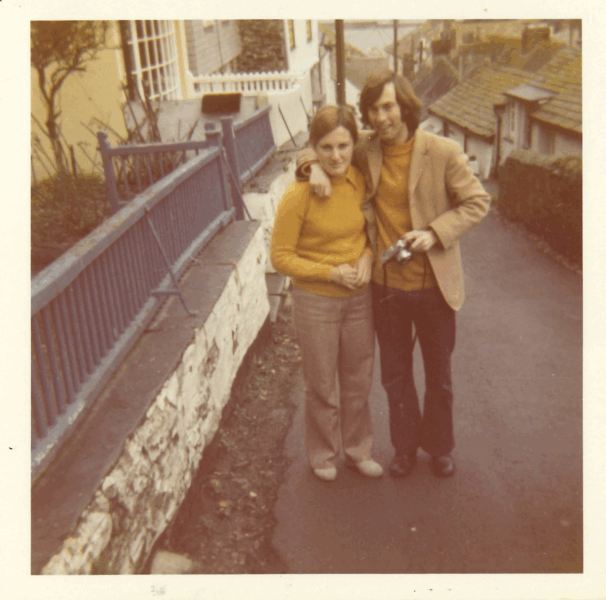 Ross and Marilyn's love story on Contiki
