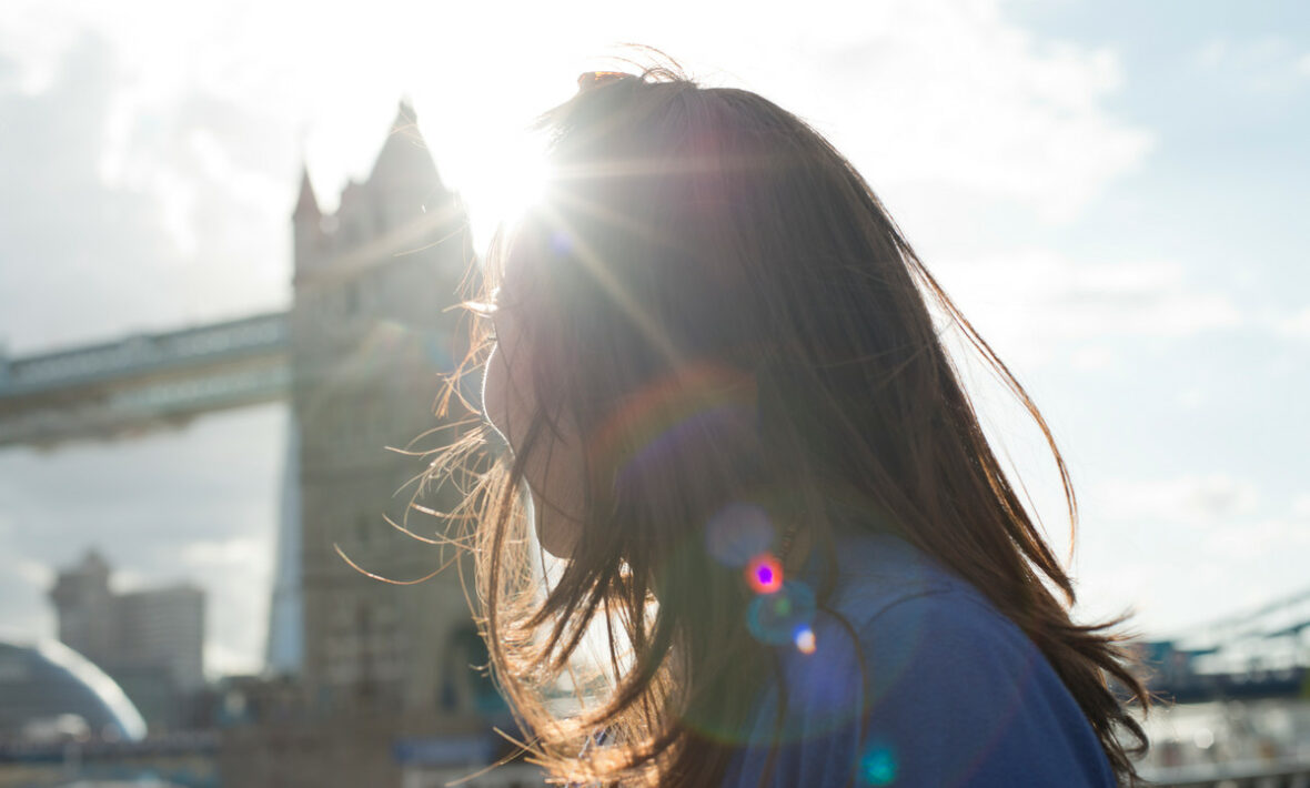 girl London sun