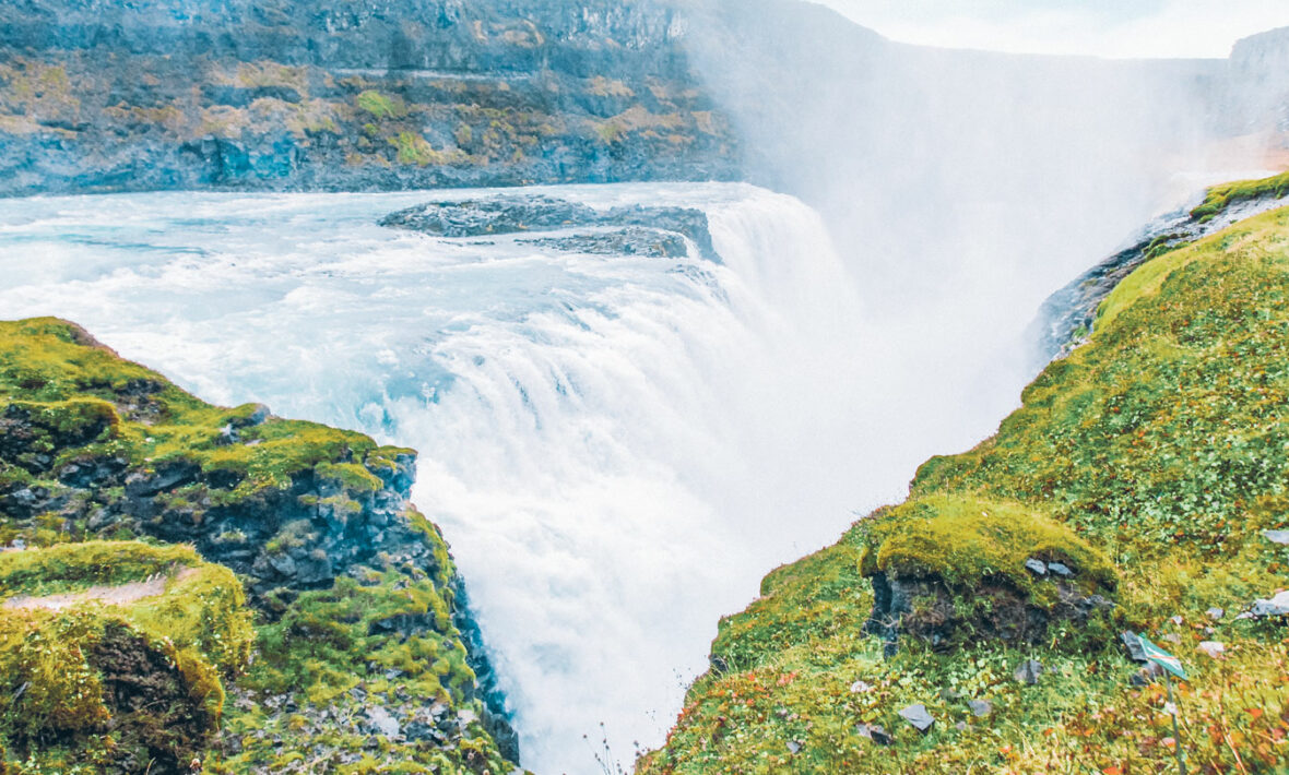 Down to Earth with Zac Efron - Iceland