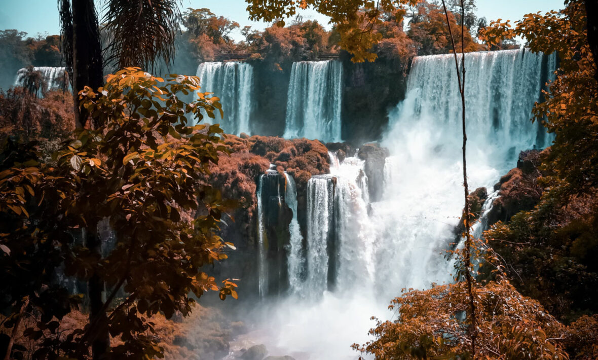 Iguazu Falls: World Wonders.