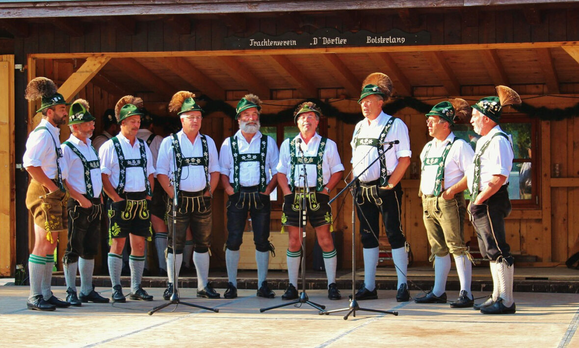learn to yodel - image of men in Bavarian dress