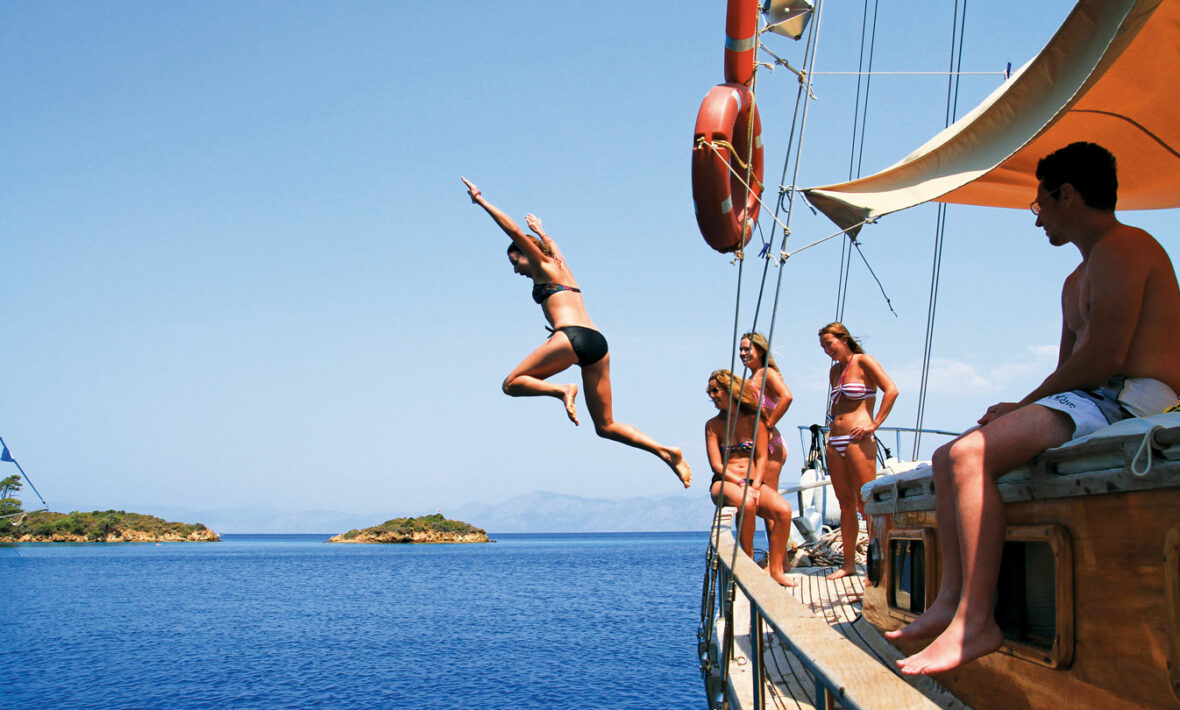 Sailing in the Aegean Sea on Contiki Turkish Sailing