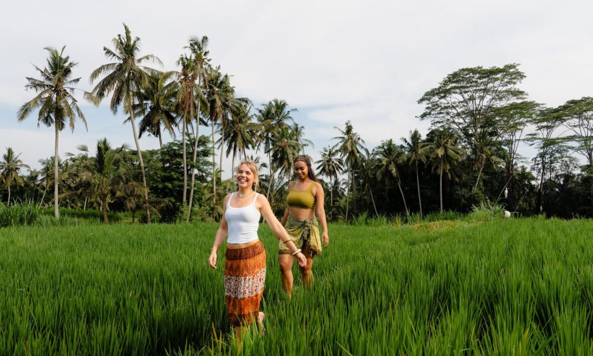 Contiki travellers in Indonesia