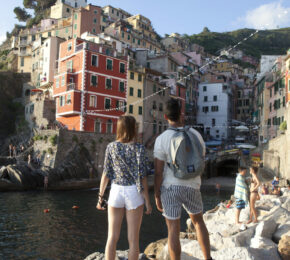 trip to Italy - couple in cinque terre