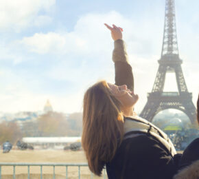 Two women standing in front of the eiffel tower.
Keywords: women, Eiffel Tower