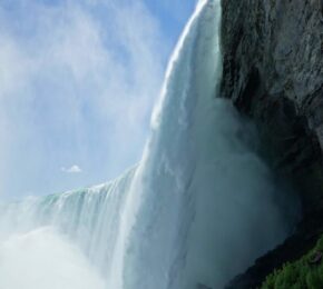 Things to do in Niagara falls now include a stunning view of the majestic falls.