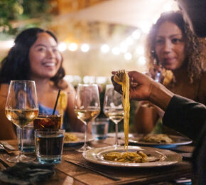 al fresco dining in Sicily, Palermo