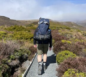 Tongariro, hiking and camping in New Zealand