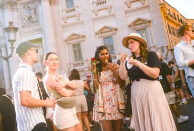Contiki travellers in Italy