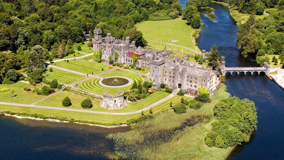 Iconic Ireland and Ashford Castle Tour