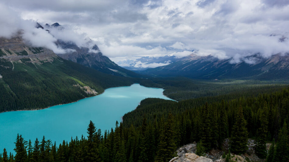 5 must-see lakes in Banff National Park, Canada | six-two