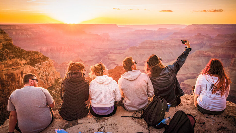 group of Contiki travellers at the Grand Canyon