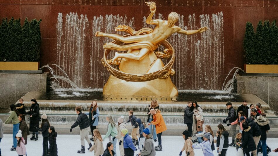 Rockefeller ice rink and christmas tree in New York City