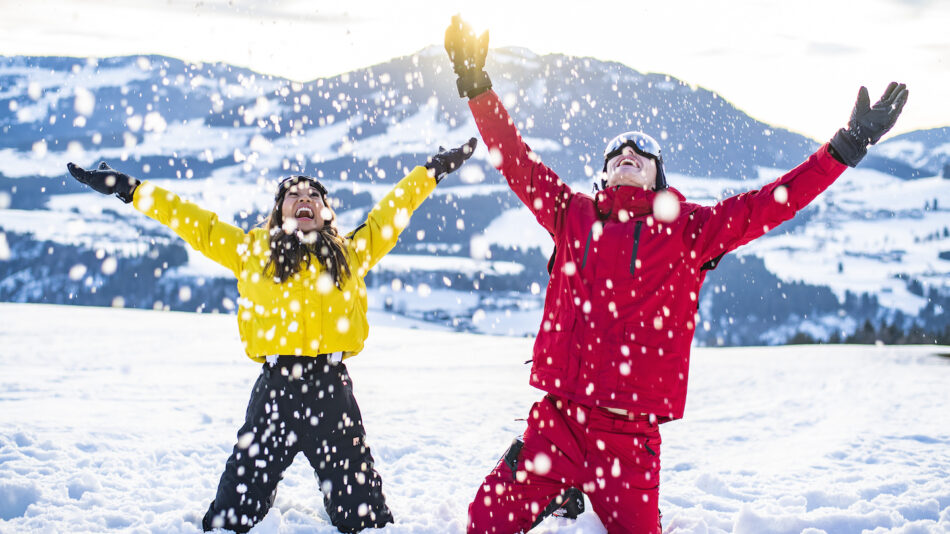 Gasthof snowball fight