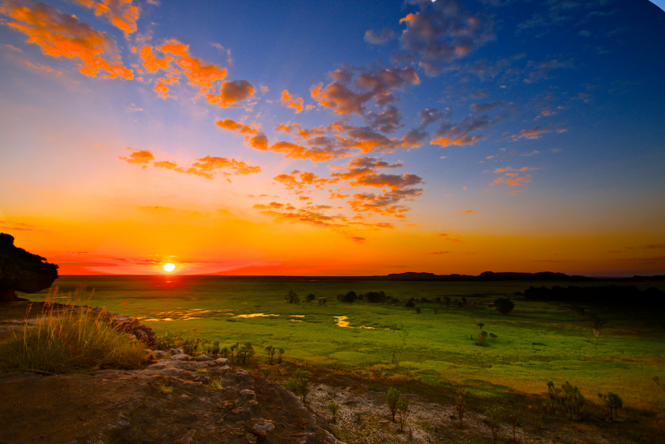 Image of Ubirr rock in Kakadu, Australia - Contiki