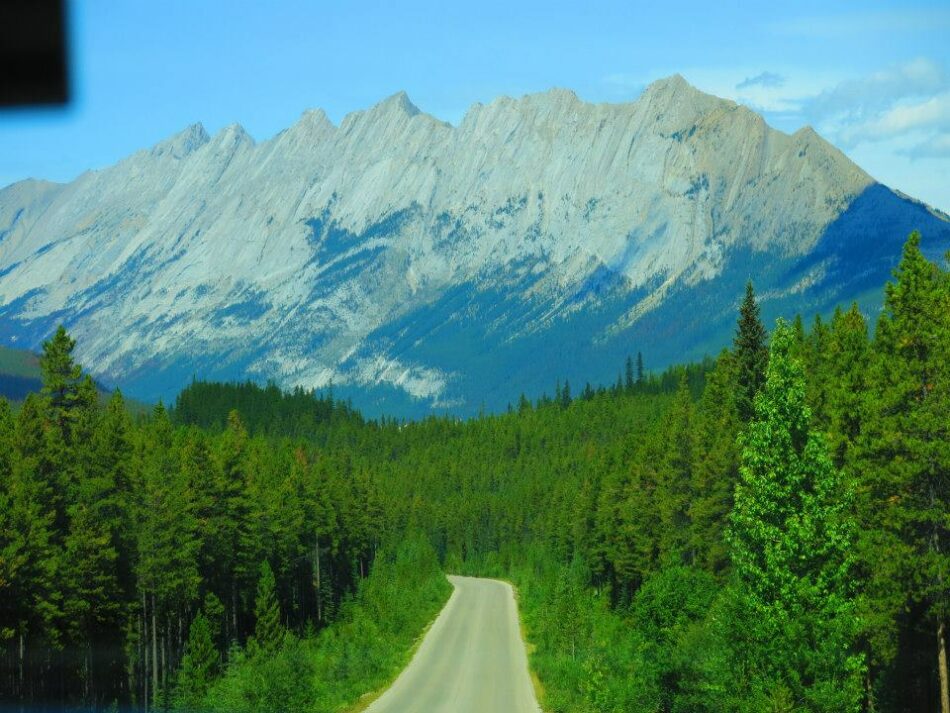 Image of Canada and the rockies - Contiki