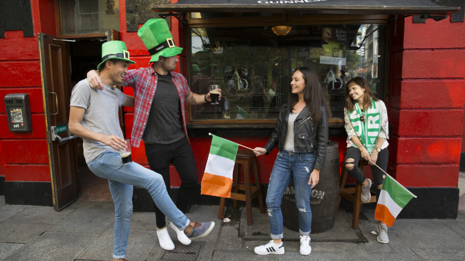 travellers outside pub in Ireland