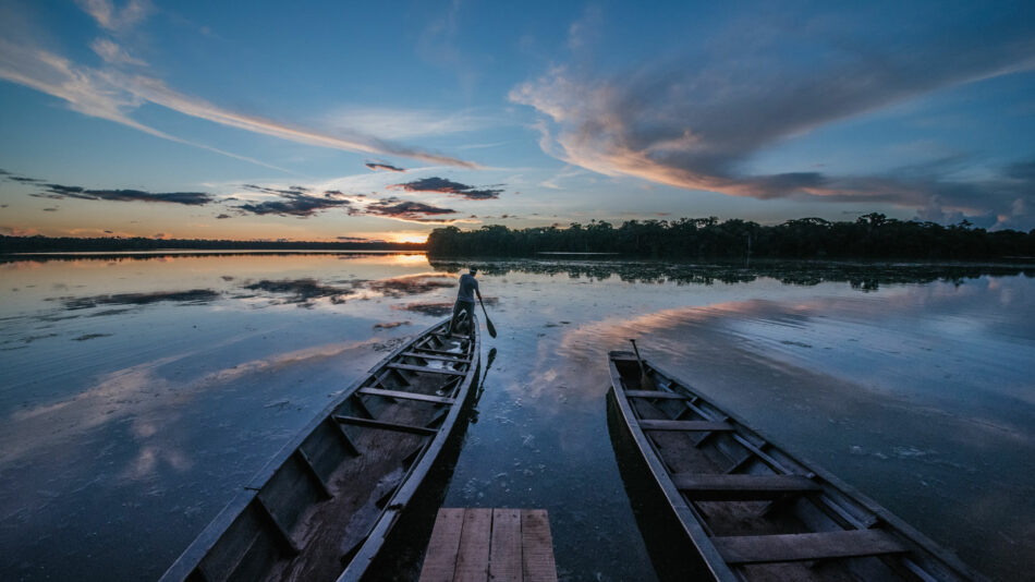 boats-amazon-peru