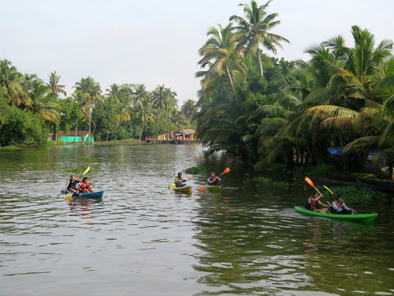 kerala-backwaters-south-india-contiki