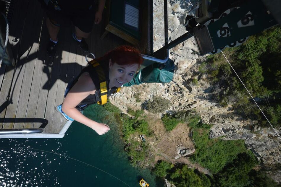 girl bungee jump