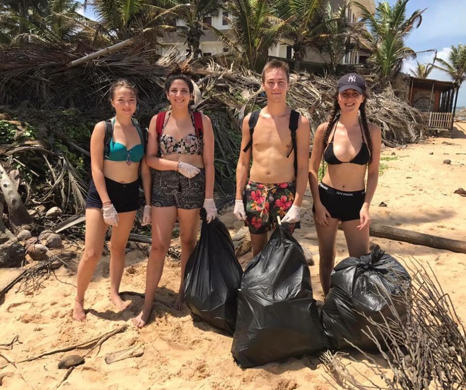 Plastic-crisis-Beach-clean