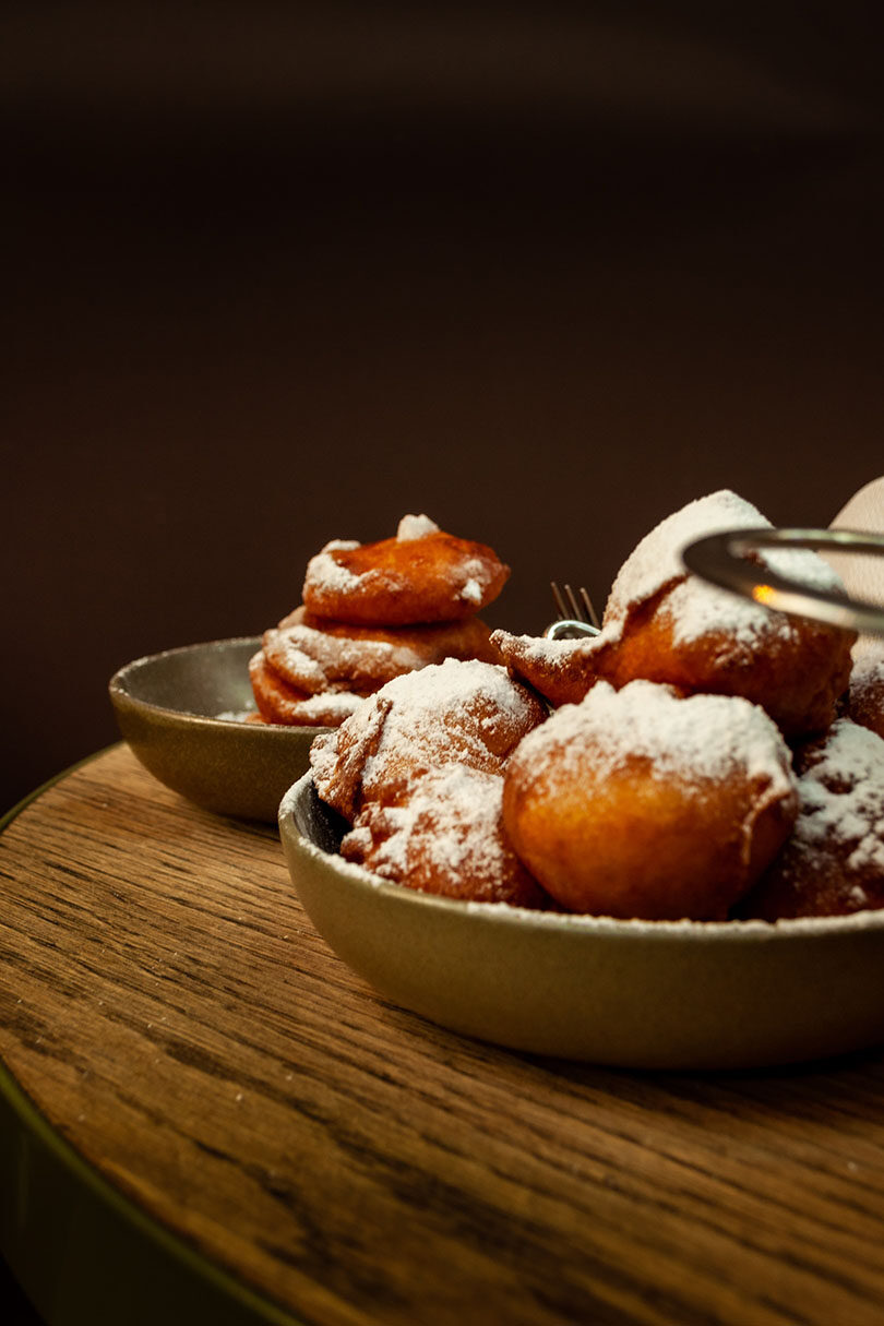 Oliebollen doughnuts