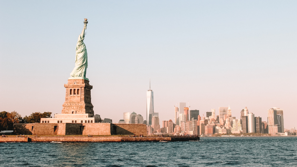 Keywords: statue of liberty, New York City, zodiac sign

Modified Description: Discover the captivating Statue of Liberty in New York City based on your zodiac sign.